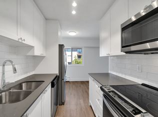 1030 Pendergast St #310, Victoria, BC V8V2X2