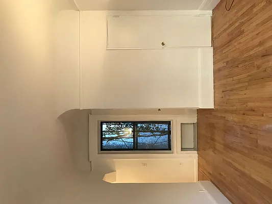 Rented by Michael Apfelbaum, LREB | media 13