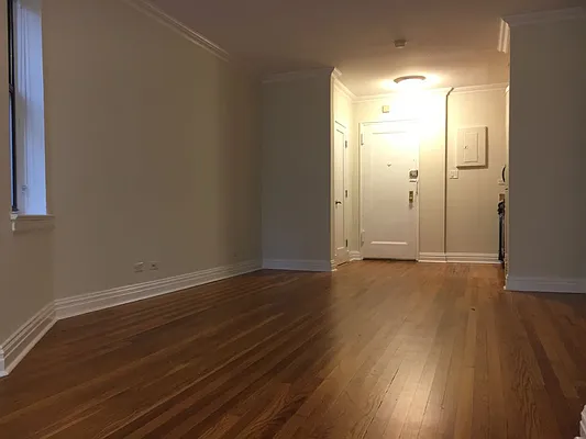 Rented by Stonehenge NYC LLC | media 4