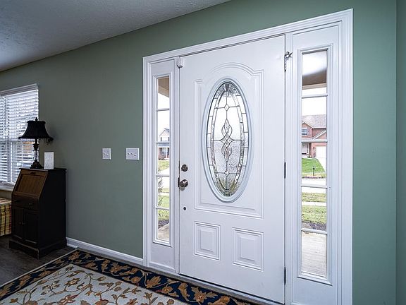 2nd image of 6393 Redmont Ct