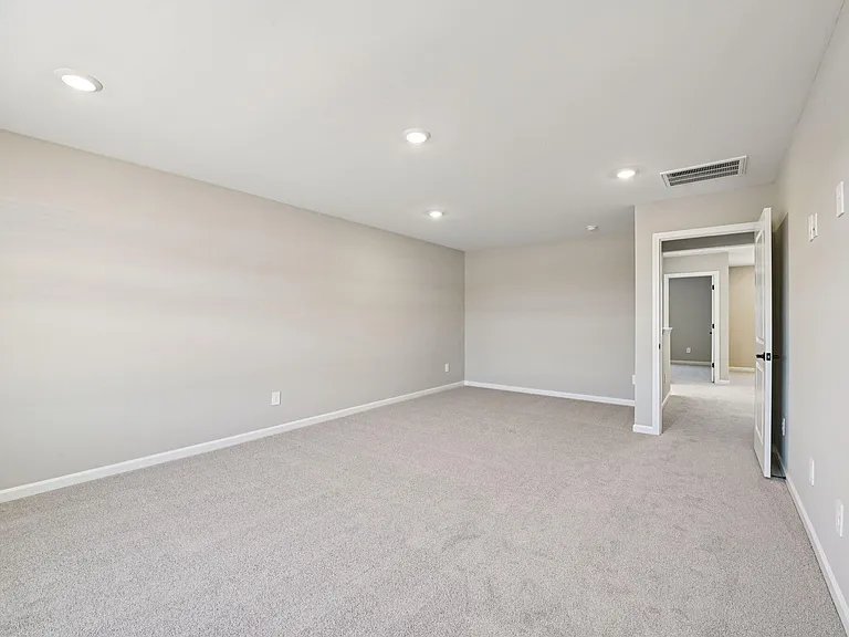 4209 Wesley Chapel Way — Photo 10