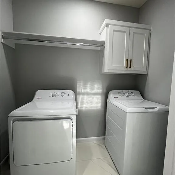 5600 Northwestern Ave #2 — Photo 6