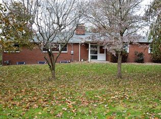 1031 Janet Ave NW, North Canton, OH 44720