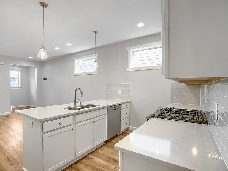 13715 NW 7th Pl — Photo 12