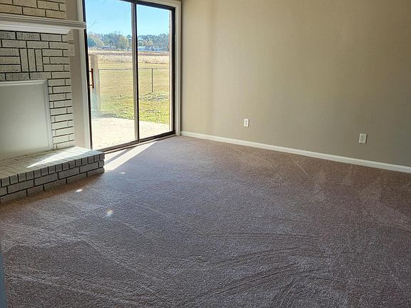 2nd image of 110 Kelly Court