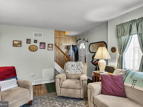 5th image of 913 Northwood Ave