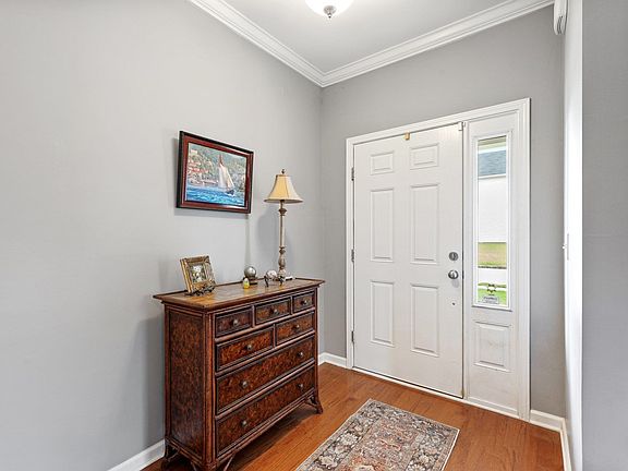 3rd image of 408 Stonebury Dr