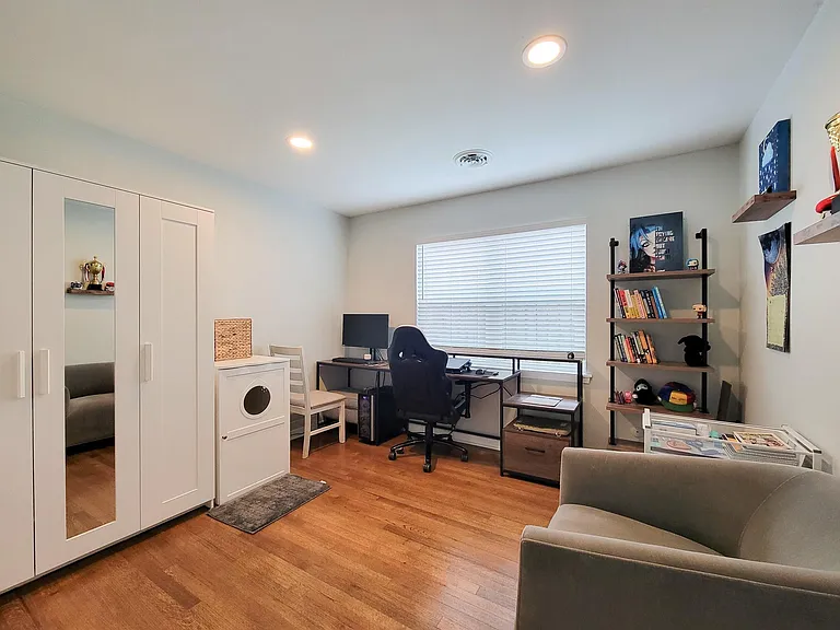 4405 W 43rd St — Photo 17