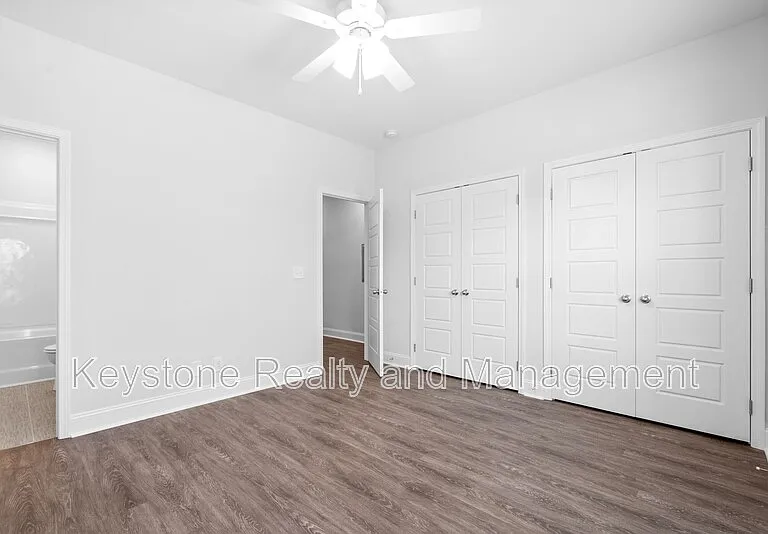 Tracy Lane — Photo 12