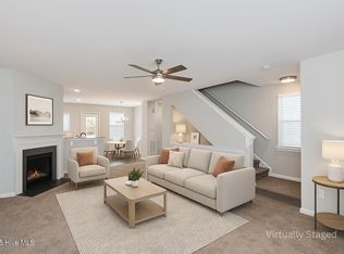 14 Prairie View Ct, Durham, NC 27703