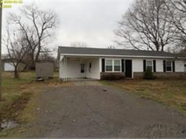 443 W Railroad St, Clay, KY 42404