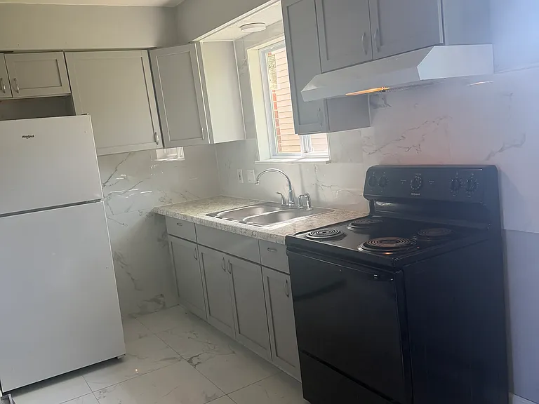 90 Sciota Ave #2 — Photo 12