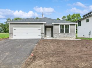1661 39th St S #1663, Saint Cloud, MN 56301
