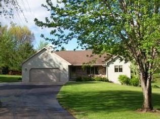 2116 Gossamer Dr, Green Bay, WI 54313