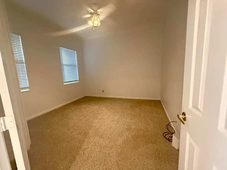 9041 Bay Harbour Cir — Photo 11
