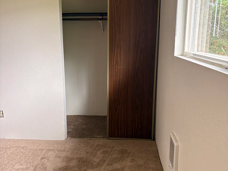 7540 SW 71st Ave — Photo 6
