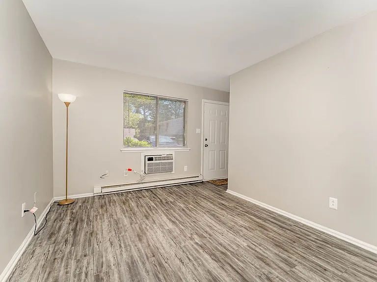 The Heights Townhomes — Photo 19