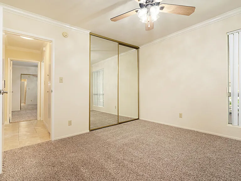 2266 Cazador Dr #4 — Photo 18