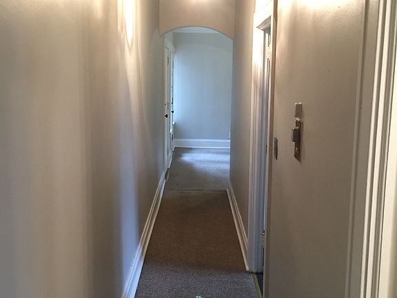 5th image of 1313 W 112th St APT 9