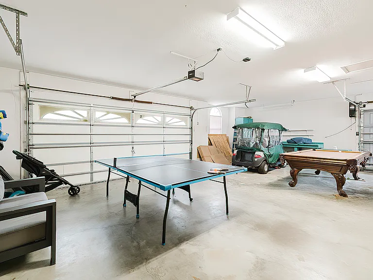 240 N Country Club Dr — Photo 46