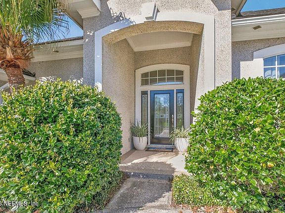 2nd image of 2822 SANCTUARY Boulevard