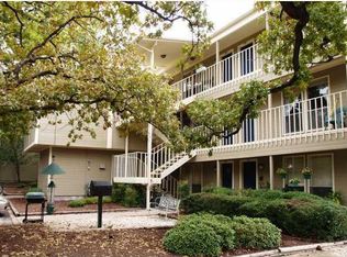 202 E 45th St APT 204, Austin, TX 78751