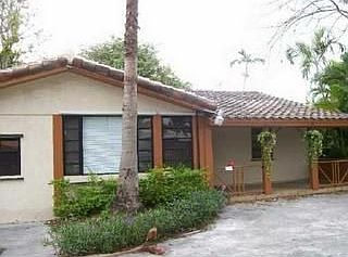 1st image of 457 La Villa Dr