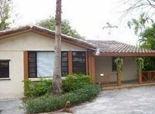 457 La Villa Dr, Miami Springs, FL 33166