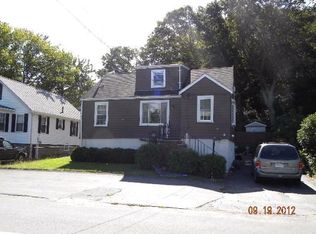 38 School St, Saugus, MA 01906