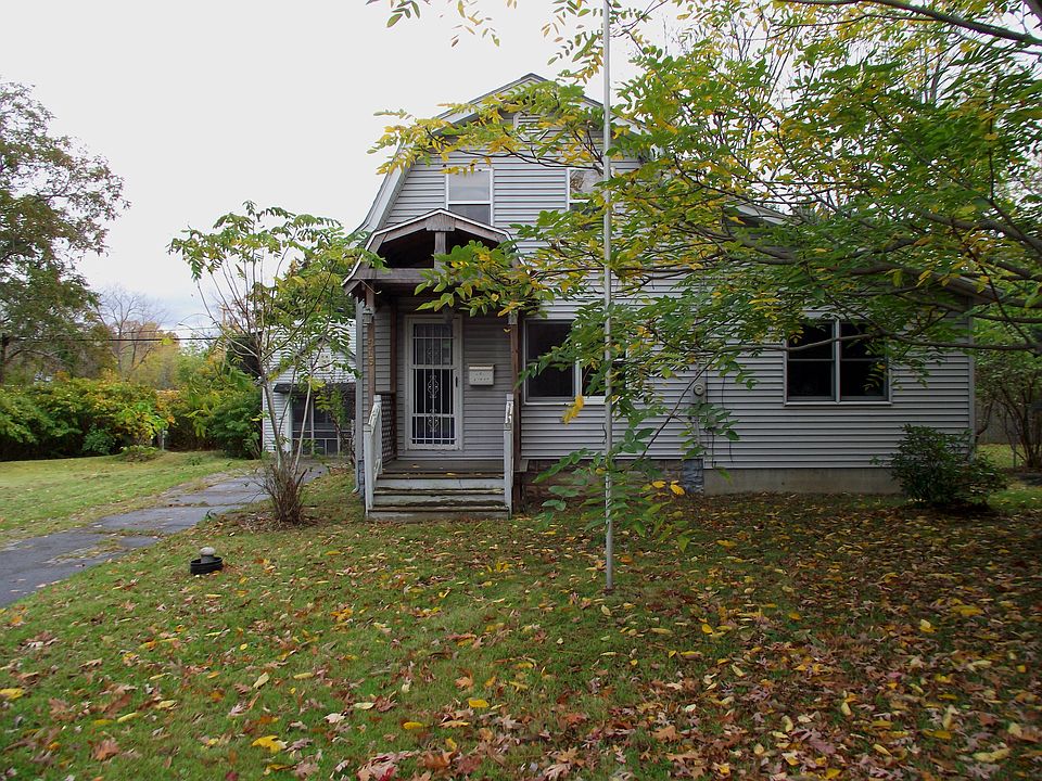 215 Watson Rd