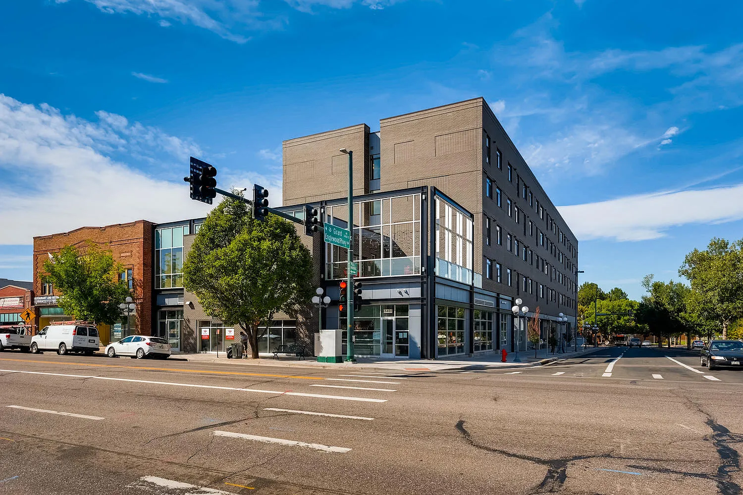 Broadway Lofts — Photo 3