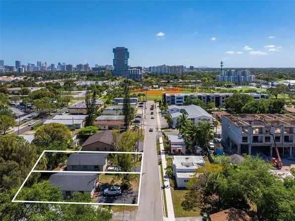 311 SE 3rd Ave, Hallandale, FL 33009