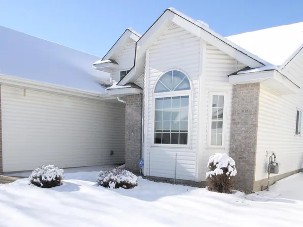 2301 Cleveland Ln S, Cambridge, MN 55008