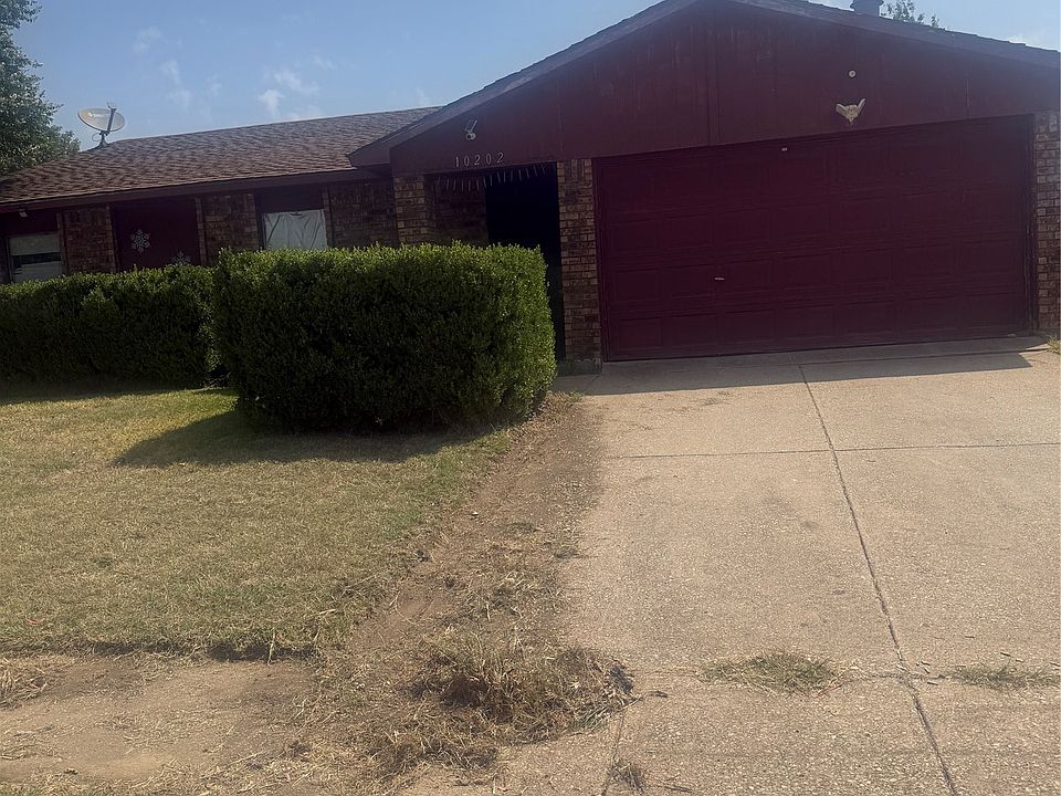 1st image of 10202 Deer Hollow Dr