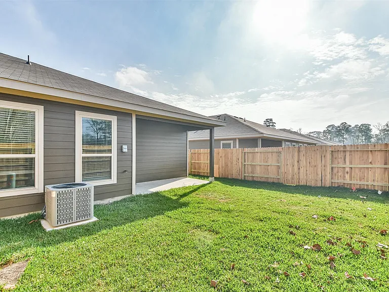 9800 Grosbeak Ln — Photo 34