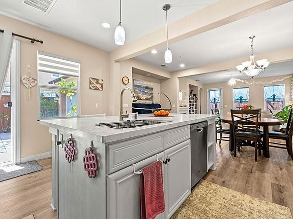 4th image of 16920 Silver Pine Rd