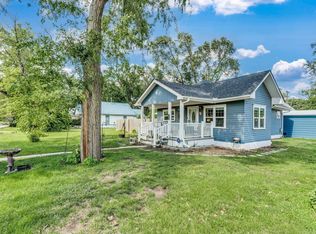 302 N 6th St, Sterling, KS 67579