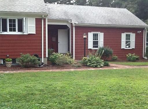 2nd image of 5 Taylor Ln