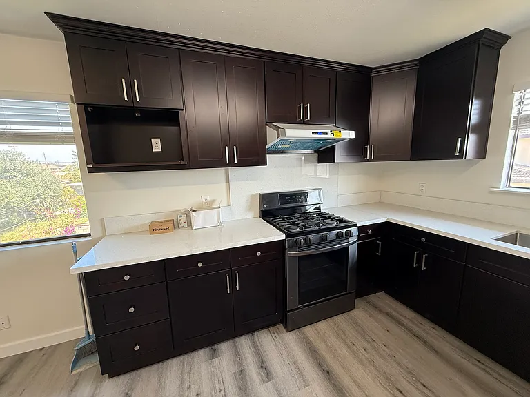 3160 Walnut Grove Ave #B — Photo 9
