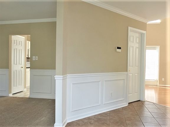 2nd image of 7622 Berrywood Cres