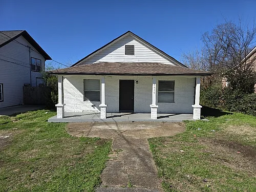 1615 23rd Ave N Photo 1