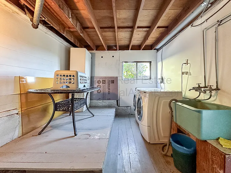 7019 Outlook Ave — Photo 13