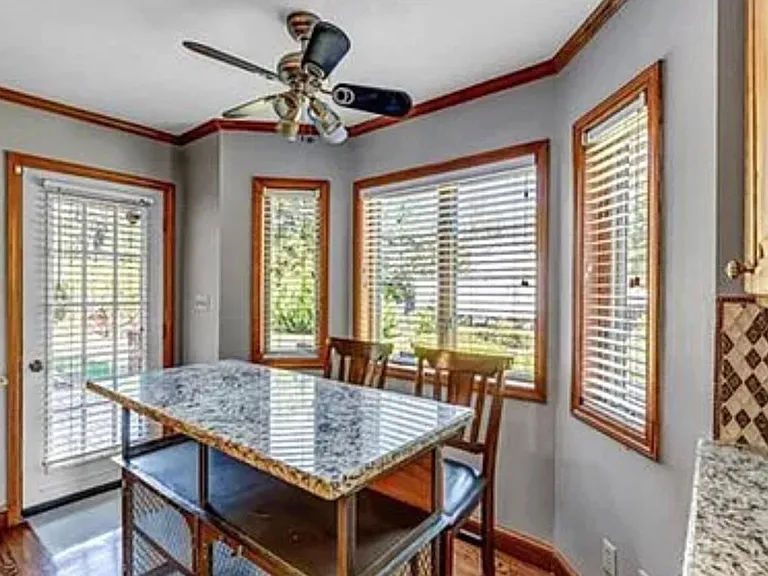 6101 Hampton Meadows Ln — Photo 10