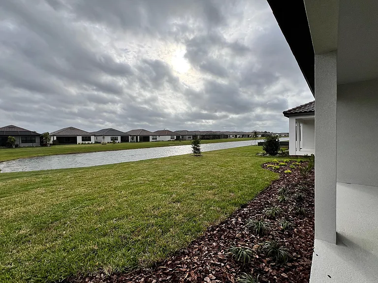 4583 Crestpoint Way — Photo 32