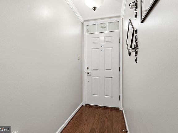 3rd image of 5 Wildflower Ct