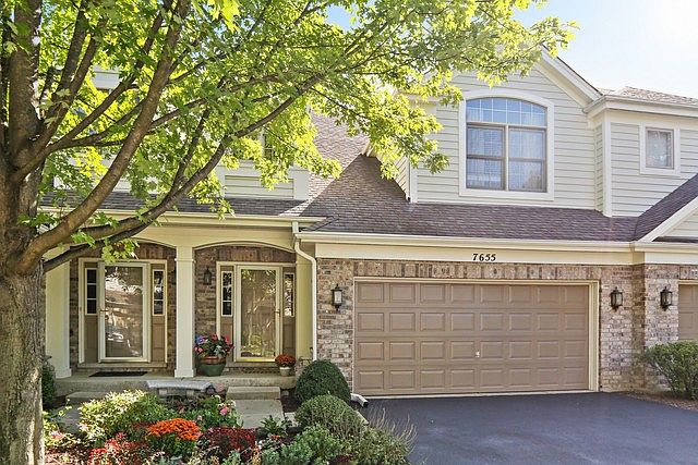 1st image of 7655 Park View Ct