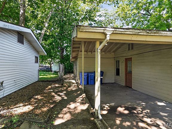 4th image of 16 Brightwell Ct