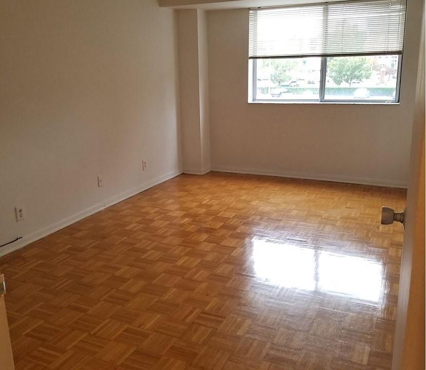 1st image of 408 Dundaff St APT 305