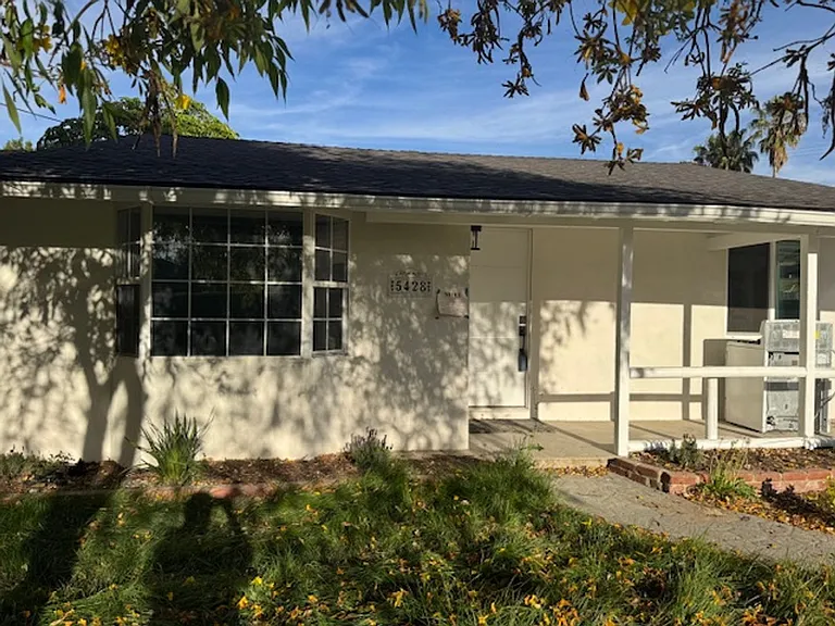 5428 Sale Ave — Photo 1