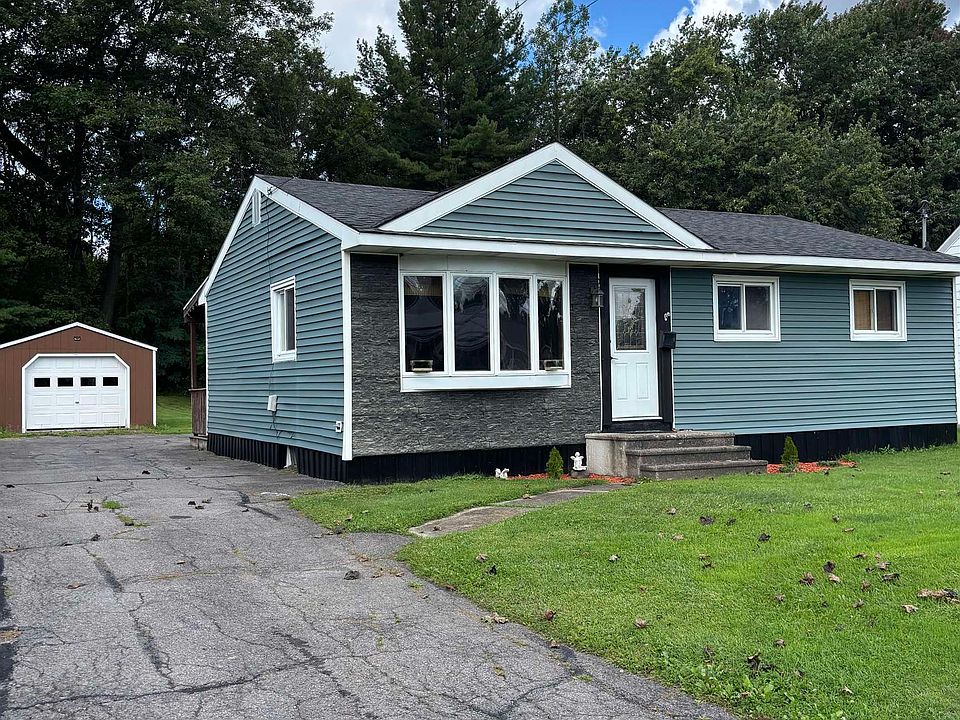 1st image of 15 Williams St